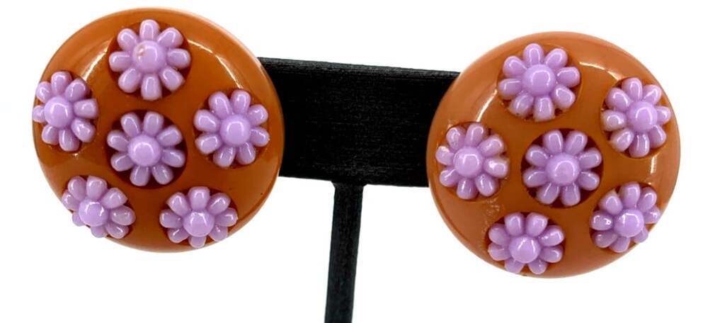Bakelite Earrings Butterscotch Round Inset Flowers UV Glows 1" Vintage